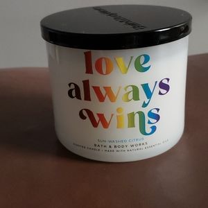 Bath and Body Works Candle
